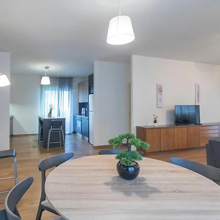 Houseloft Ideal Kalamaria