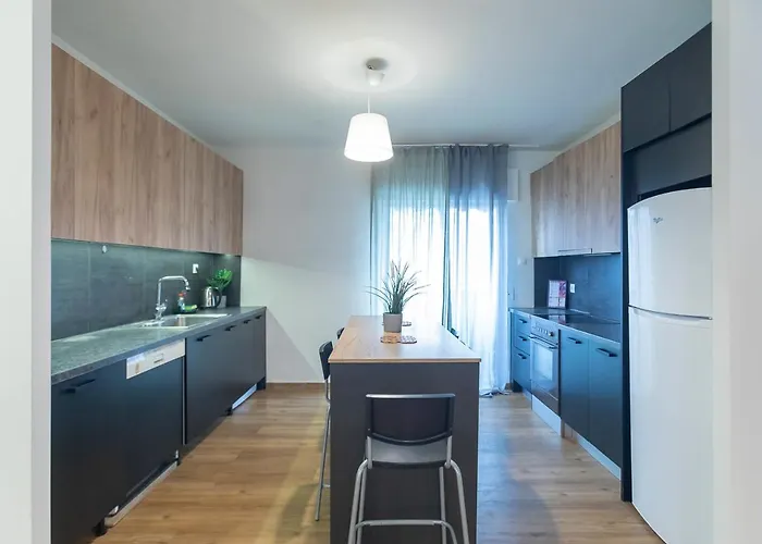 Houseloft Ideal Kalamaria Apartamento *