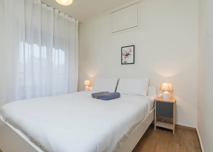 Houseloft Ideal Kalamaria