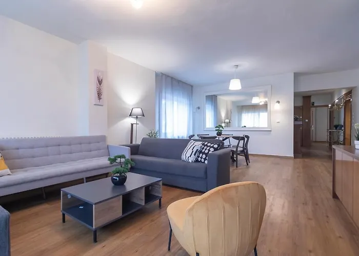 Houseloft Ideal Kalamaria *